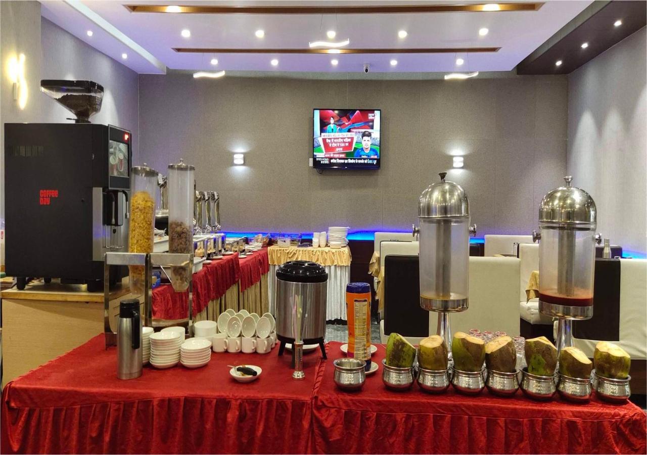 Hotel Orange International Surat Luaran gambar