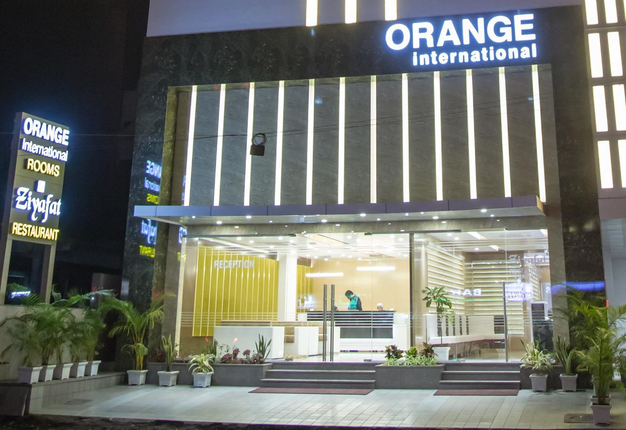 Hotel Orange International Surat Luaran gambar