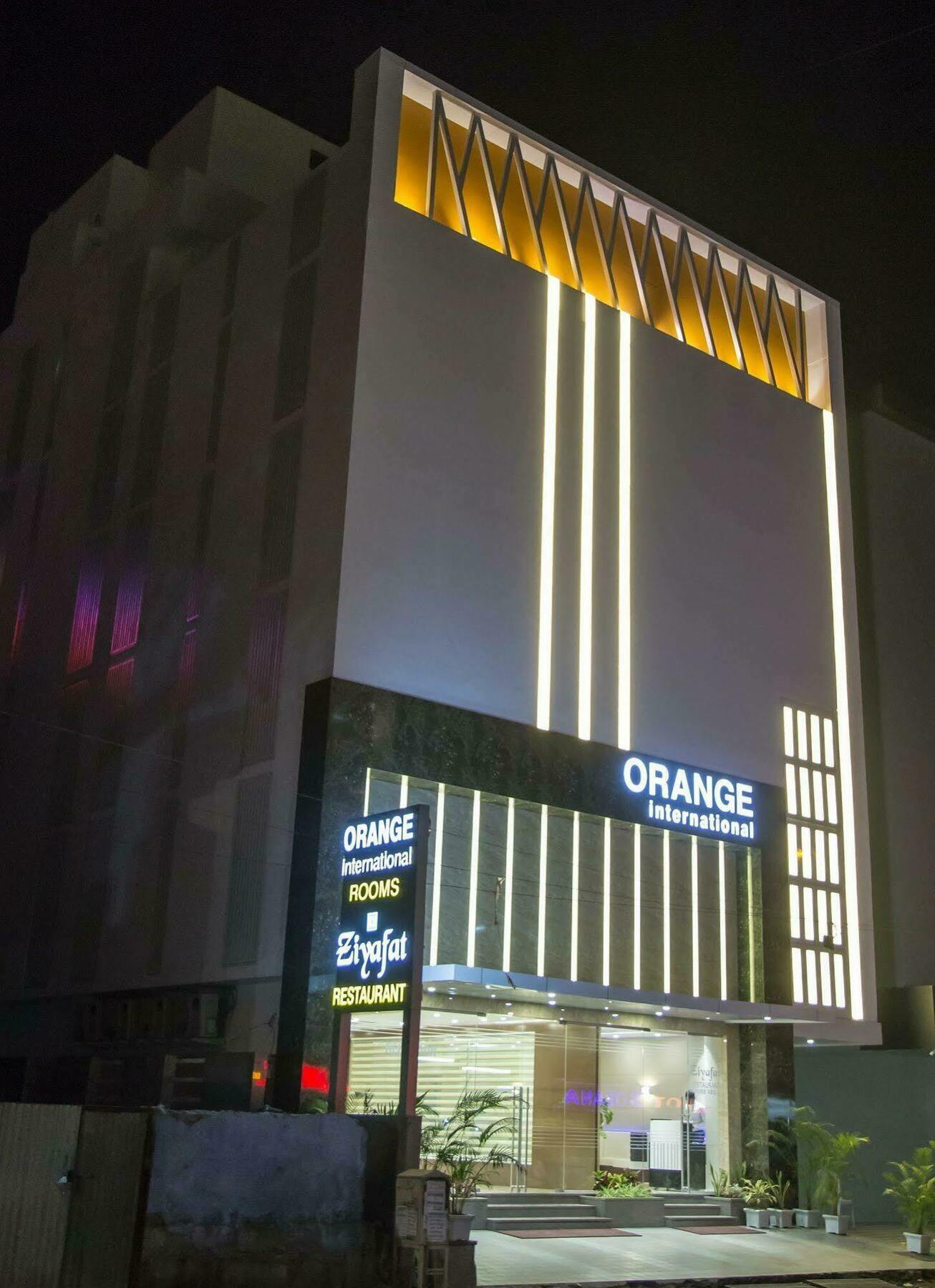 Hotel Orange International Surat Luaran gambar